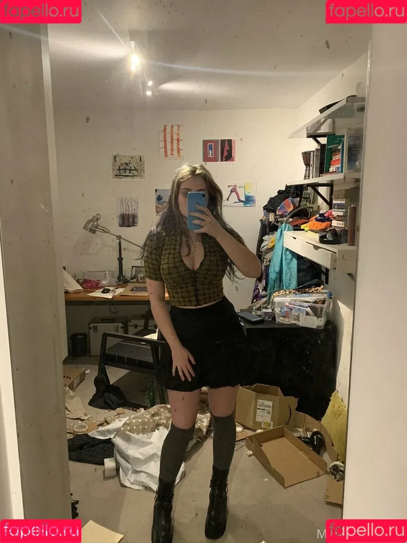 Madame Cersei Onlyfans Photo Gallery 