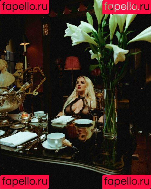 Lana Wolf Onlyfans Photo Gallery 