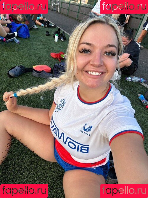 Lana Wolf Onlyfans Photo Gallery 