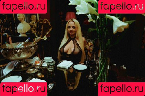 Lana Wolf Onlyfans Photo Gallery 