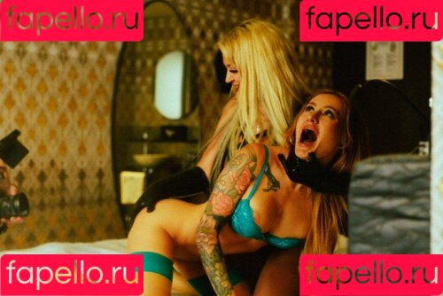 Lana Wolf Onlyfans Photo Gallery 