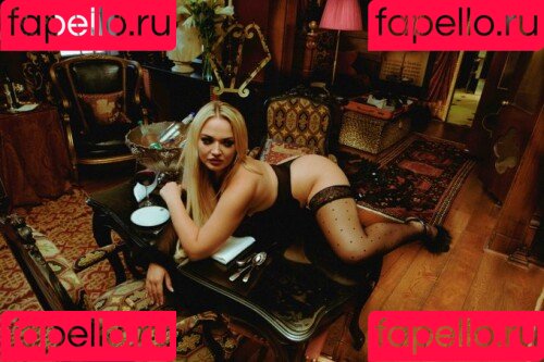 Lana Wolf Onlyfans Photo Gallery 