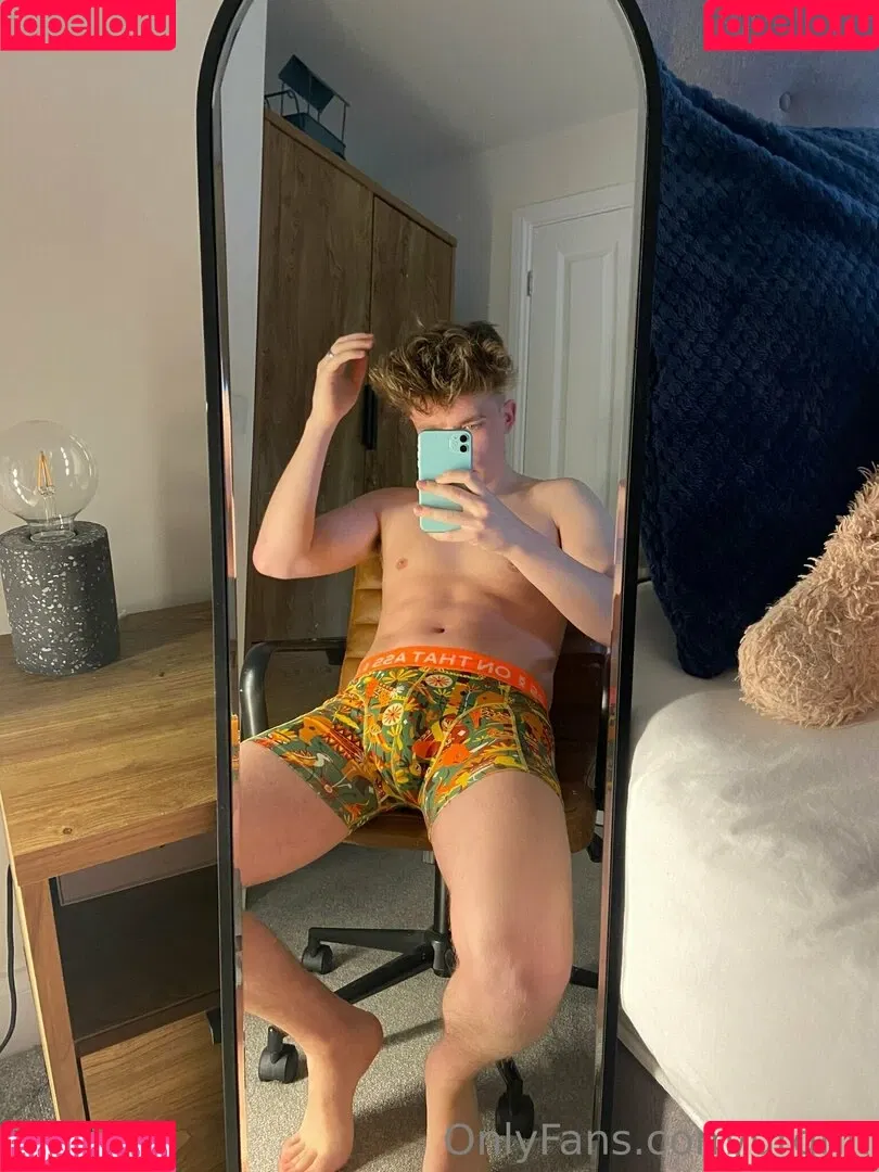 urghh Onlyfans Photo Gallery 
