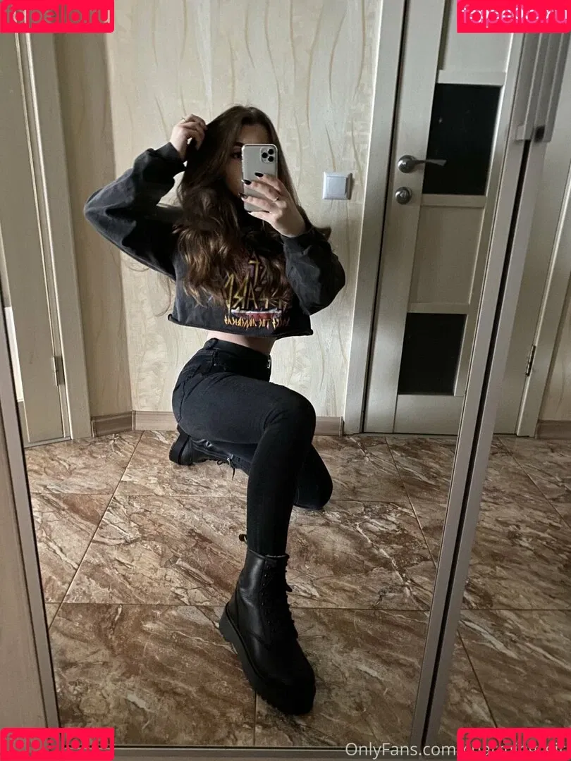 Milana Onlyfans Photo Gallery 