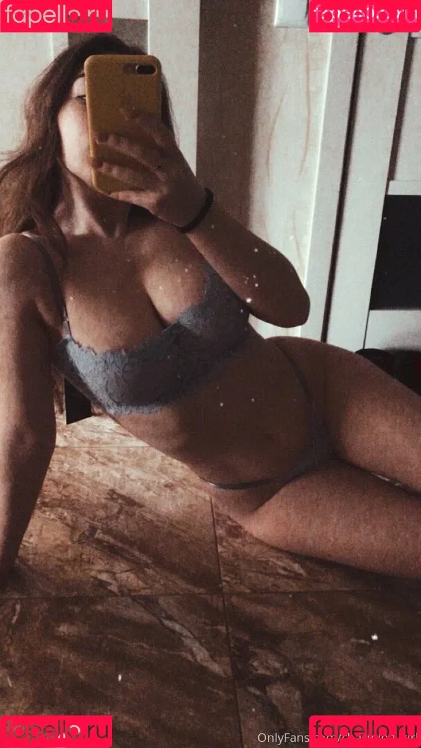 Milana Onlyfans Photo Gallery 