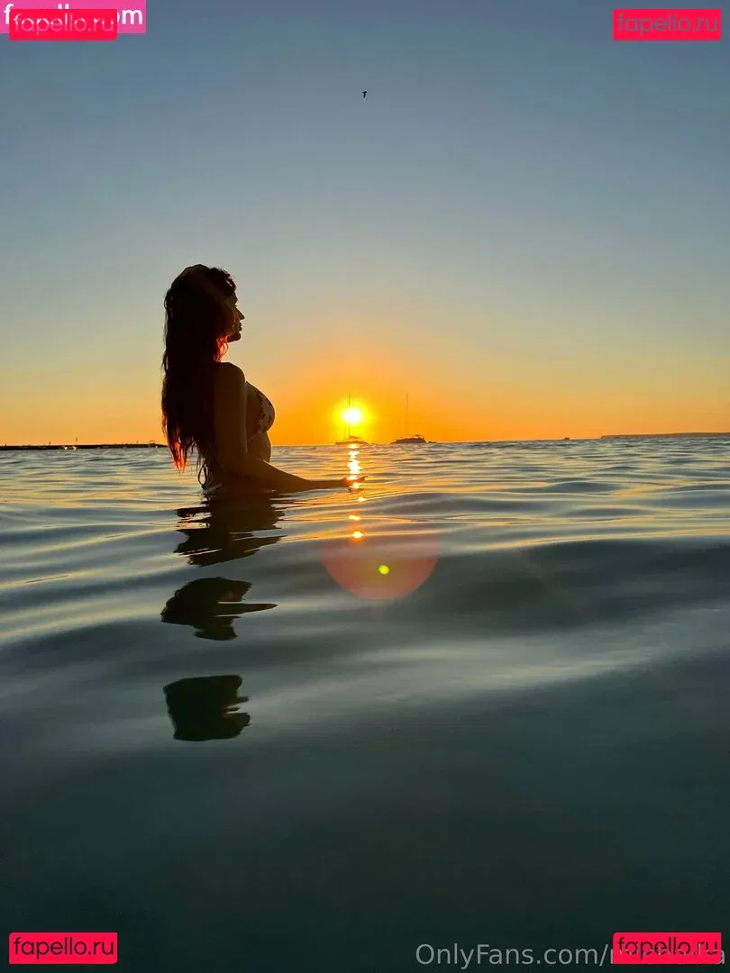 misschelseaa Onlyfans Photo Gallery 