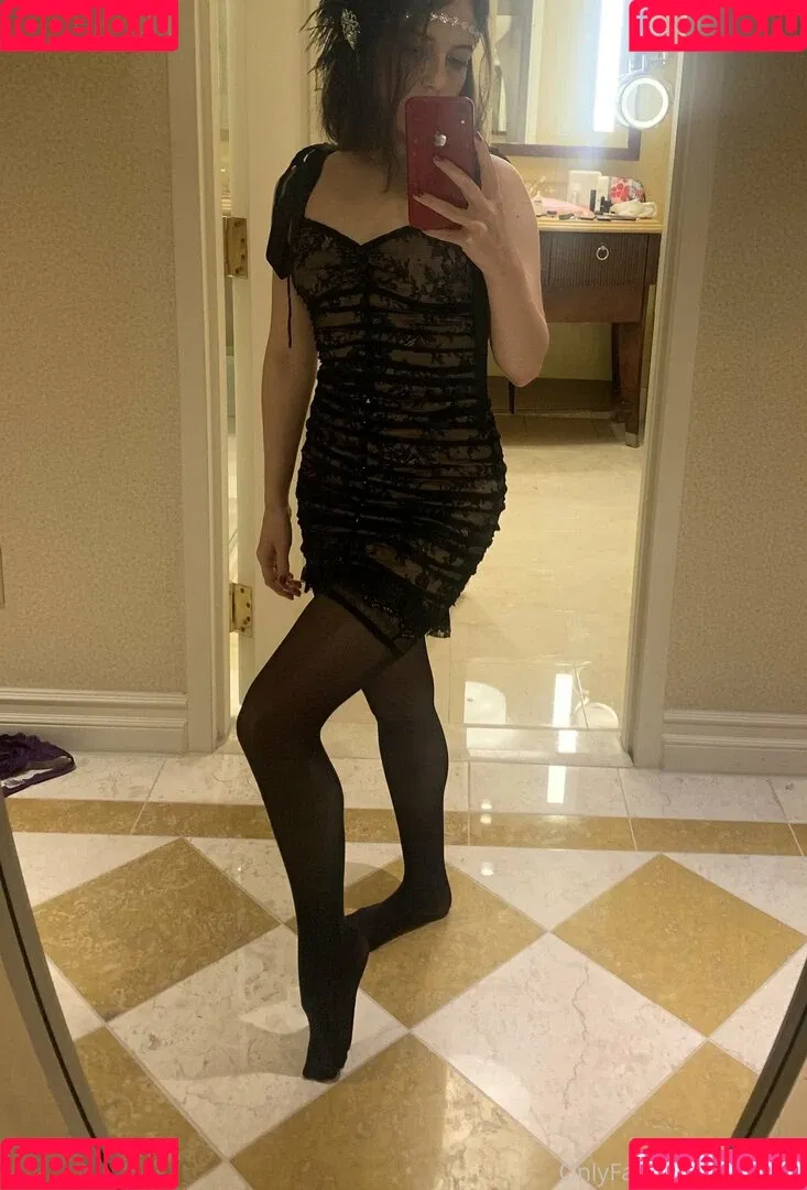 Violette Onlyfans Photo Gallery 