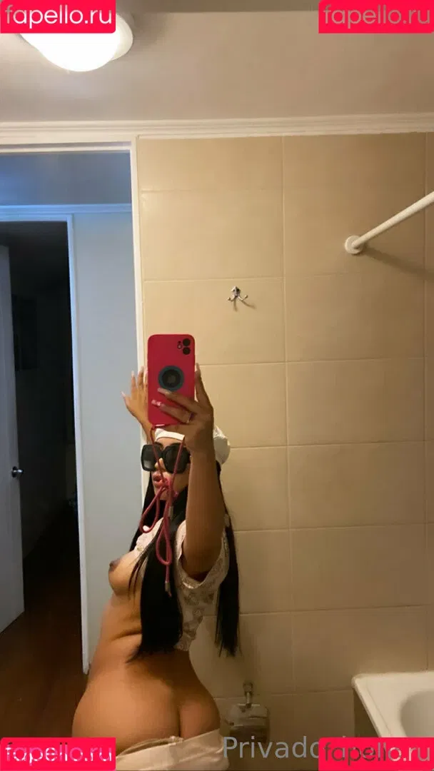 privado.honey Onlyfans Photo Gallery 