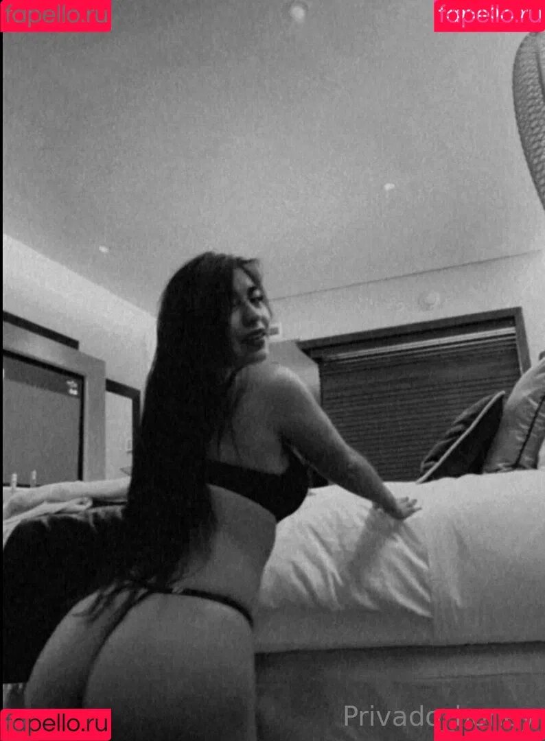 privado.honey Onlyfans Photo Gallery 