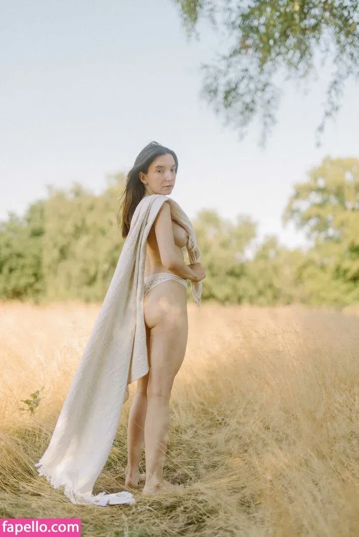 Sophei Bird Onlyfans Photo Gallery 