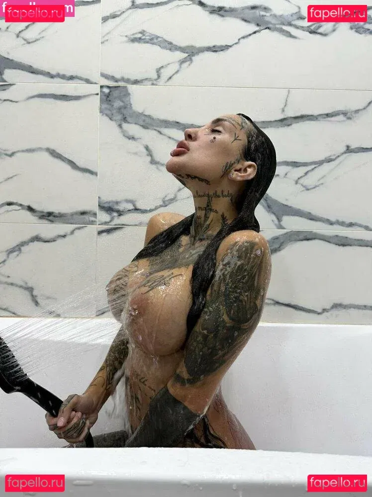 lisawayt Onlyfans Photo Gallery 