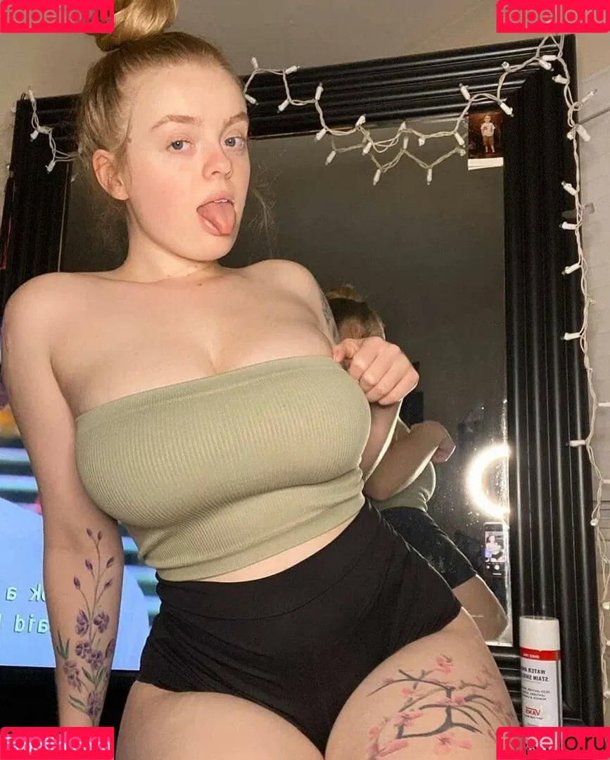 playwithtayyy Onlyfans Photo Gallery 