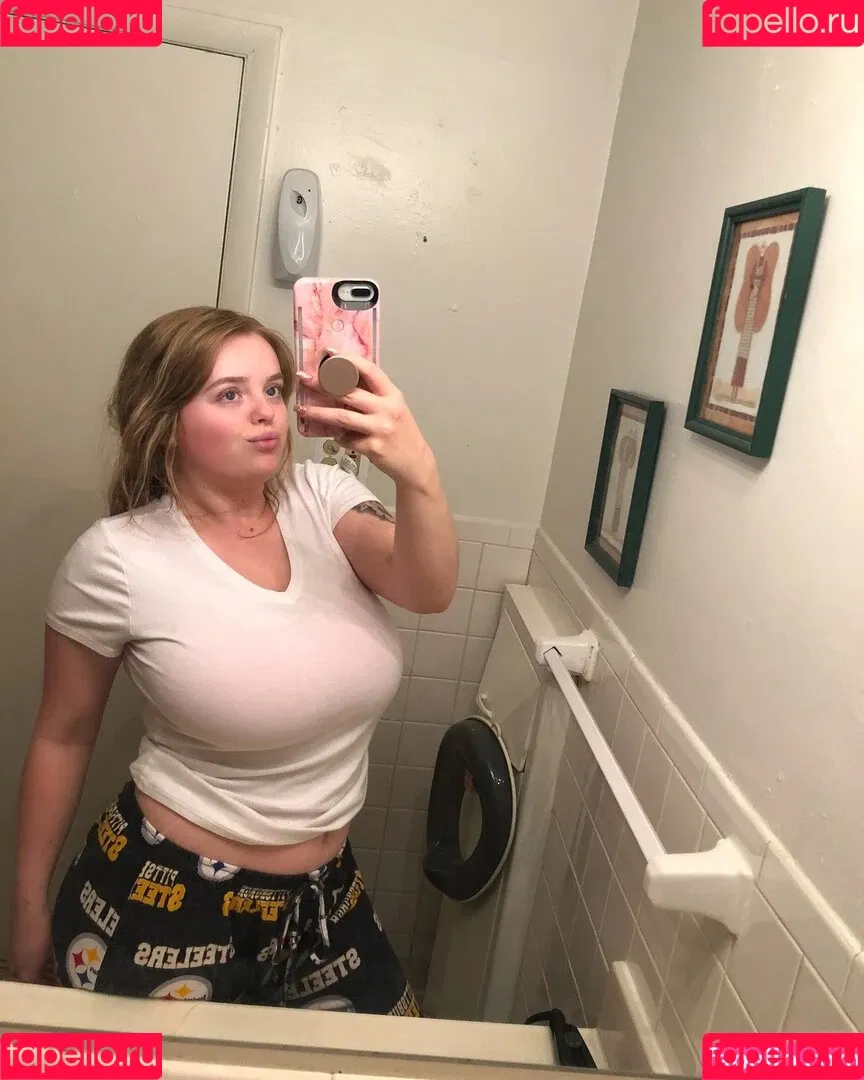 playwithtayyy Onlyfans Photo Gallery 