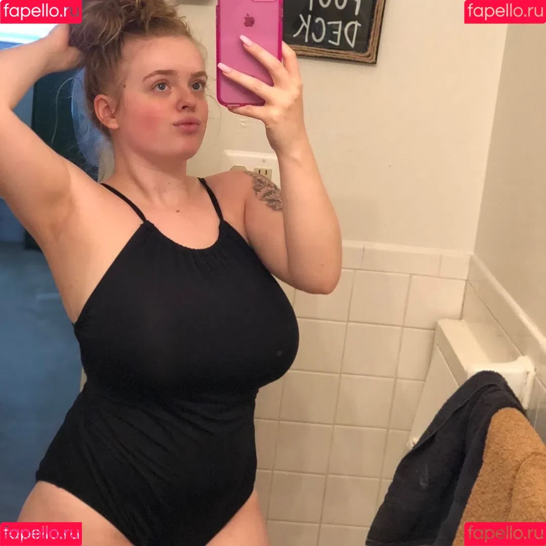 playwithtayyy Onlyfans Photo Gallery 