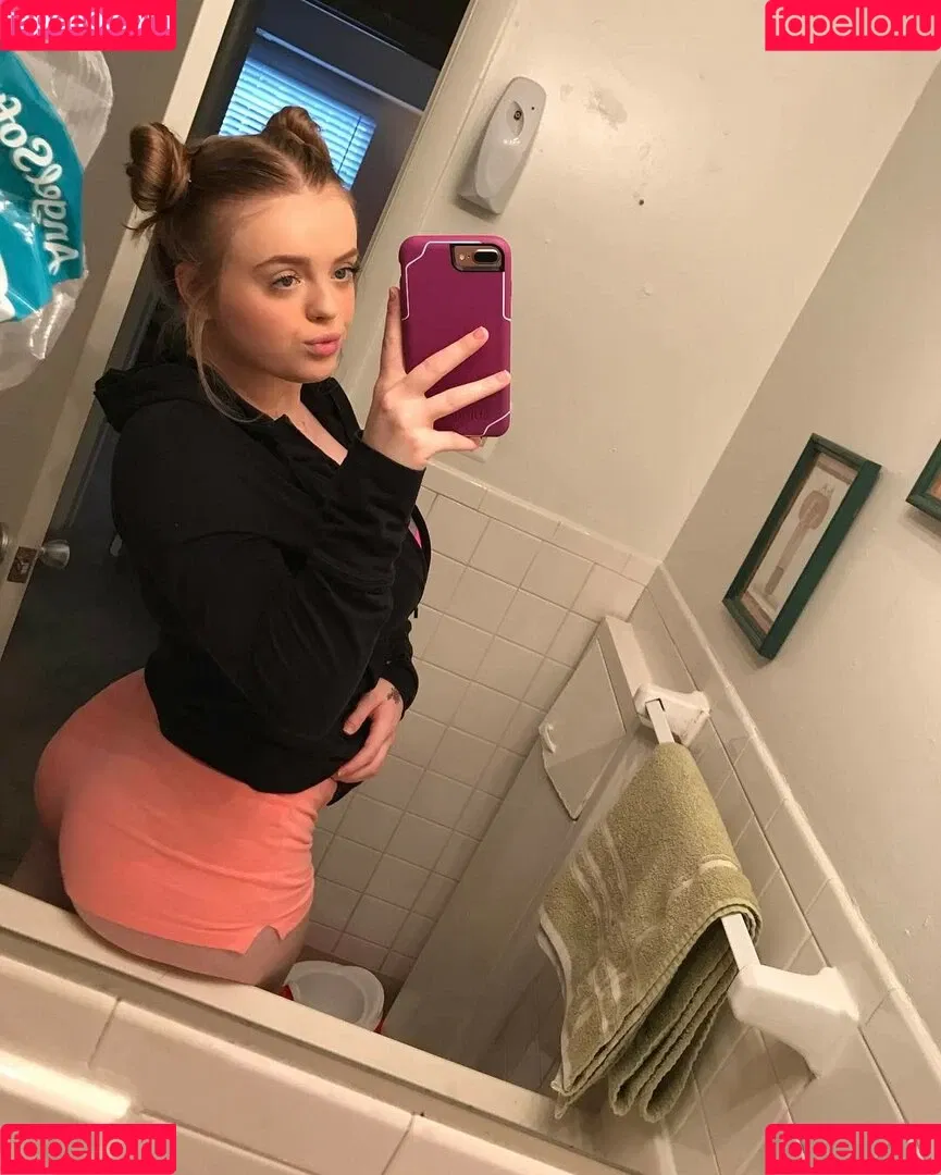 playwithtayyy Onlyfans Photo Gallery 