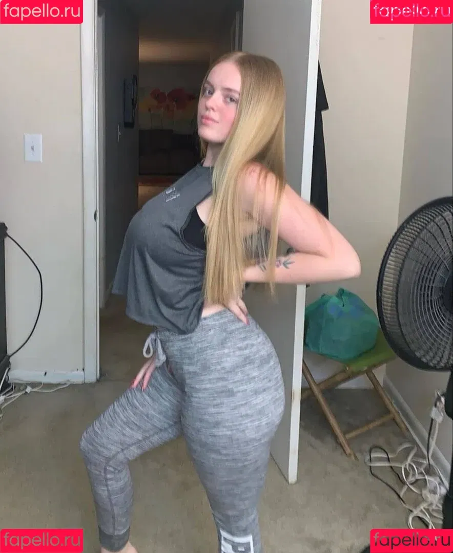 playwithtayyy Onlyfans Photo Gallery 