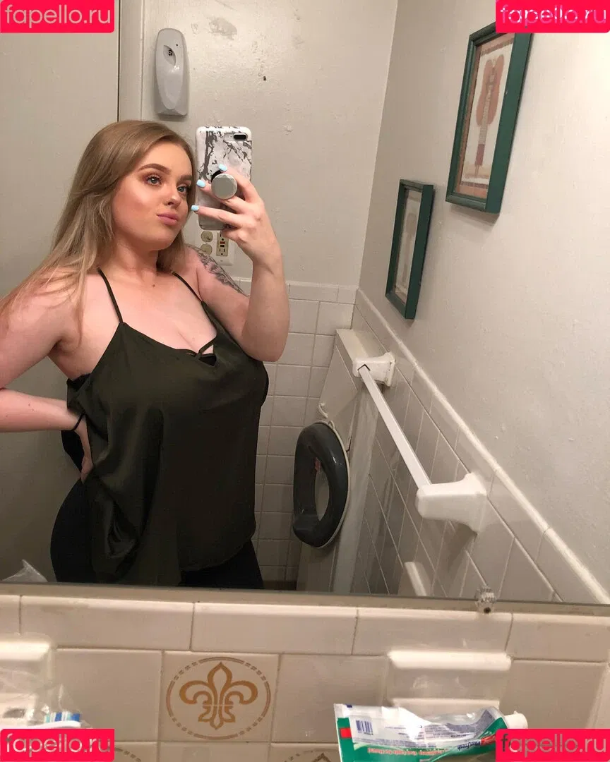 playwithtayyy Onlyfans Photo Gallery 