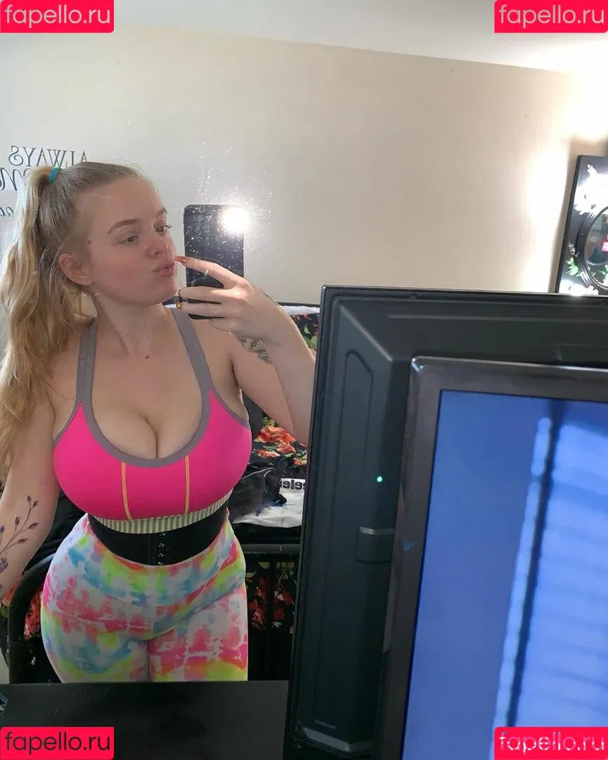 playwithtayyy Onlyfans Photo Gallery 