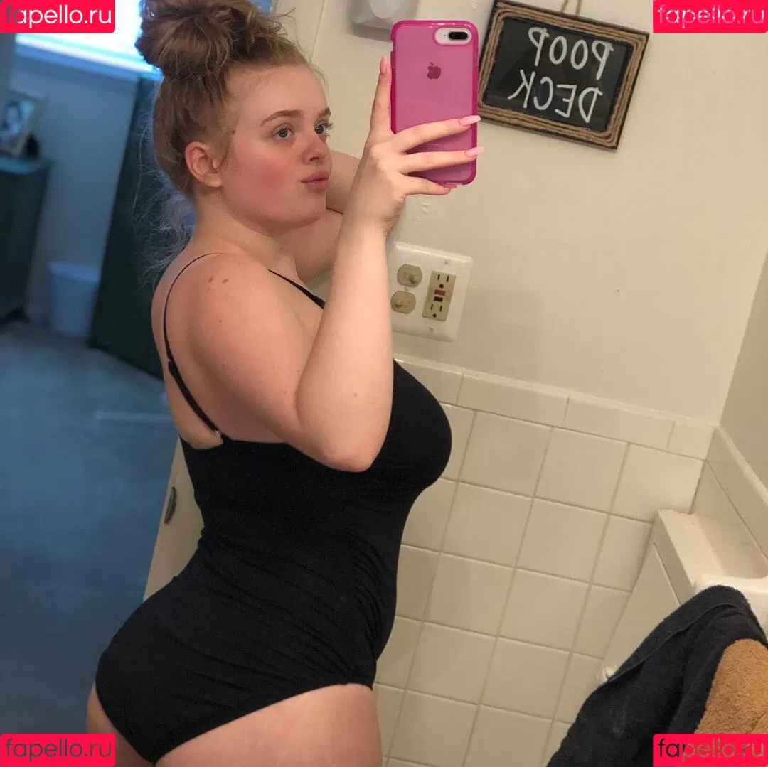 playwithtayyy Onlyfans Photo Gallery 