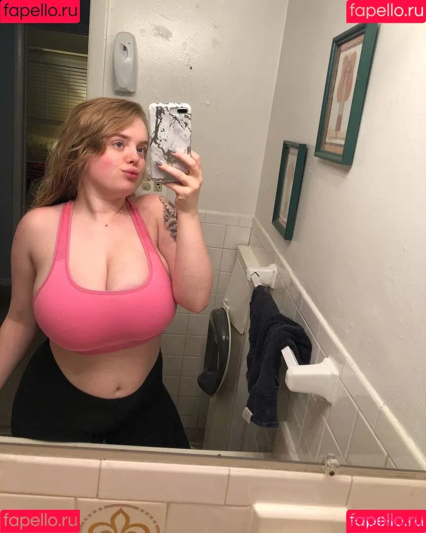 playwithtayyy Onlyfans Photo Gallery 