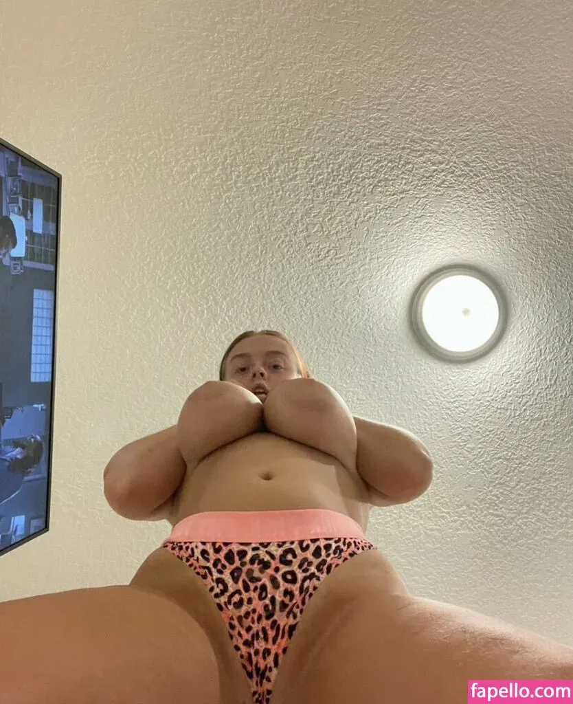 playwithtayyy Onlyfans Photo Gallery 