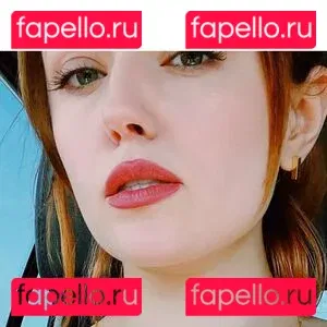 Girl On Cinema Onlyfans Photo Gallery 