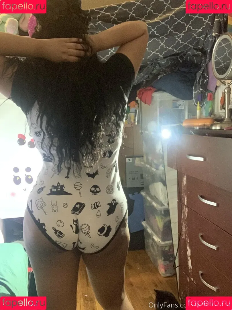 chesshy_luv Onlyfans Photo Gallery 
