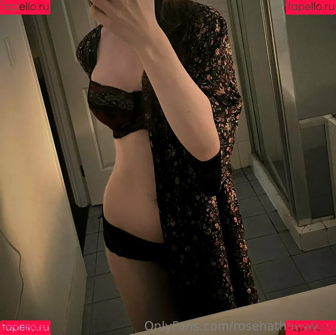rosehathaway70 Onlyfans Photo Gallery 
