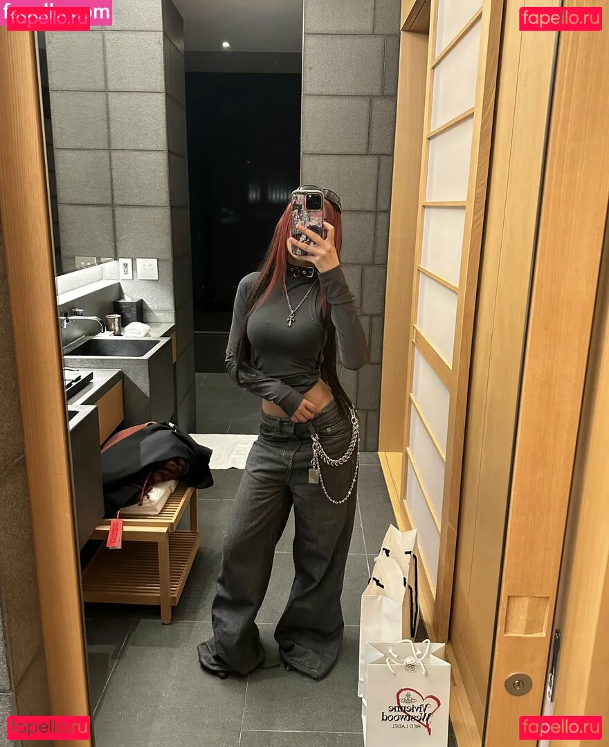 amuwestwood Onlyfans Photo Gallery 