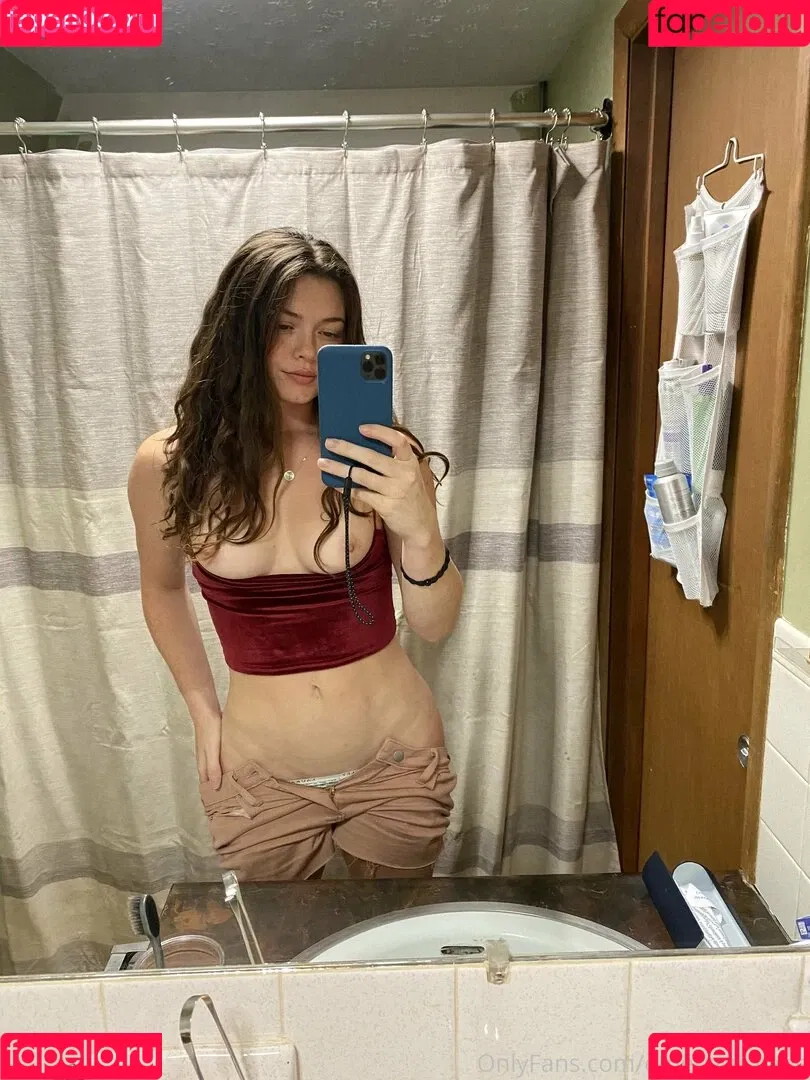 Emerson_cane Onlyfans Photo Gallery 