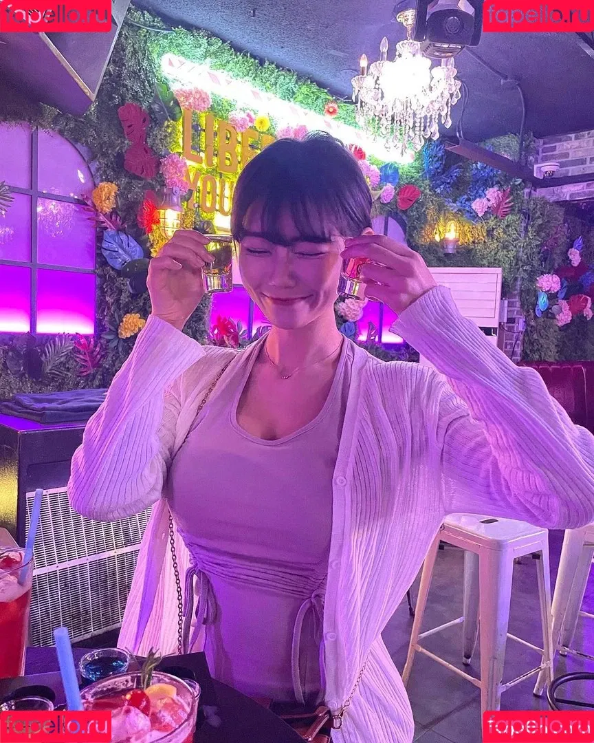 Berry Onlyfans Photo Gallery 