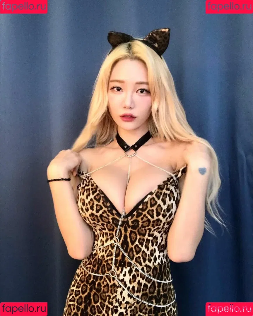 Berry Onlyfans Photo Gallery 