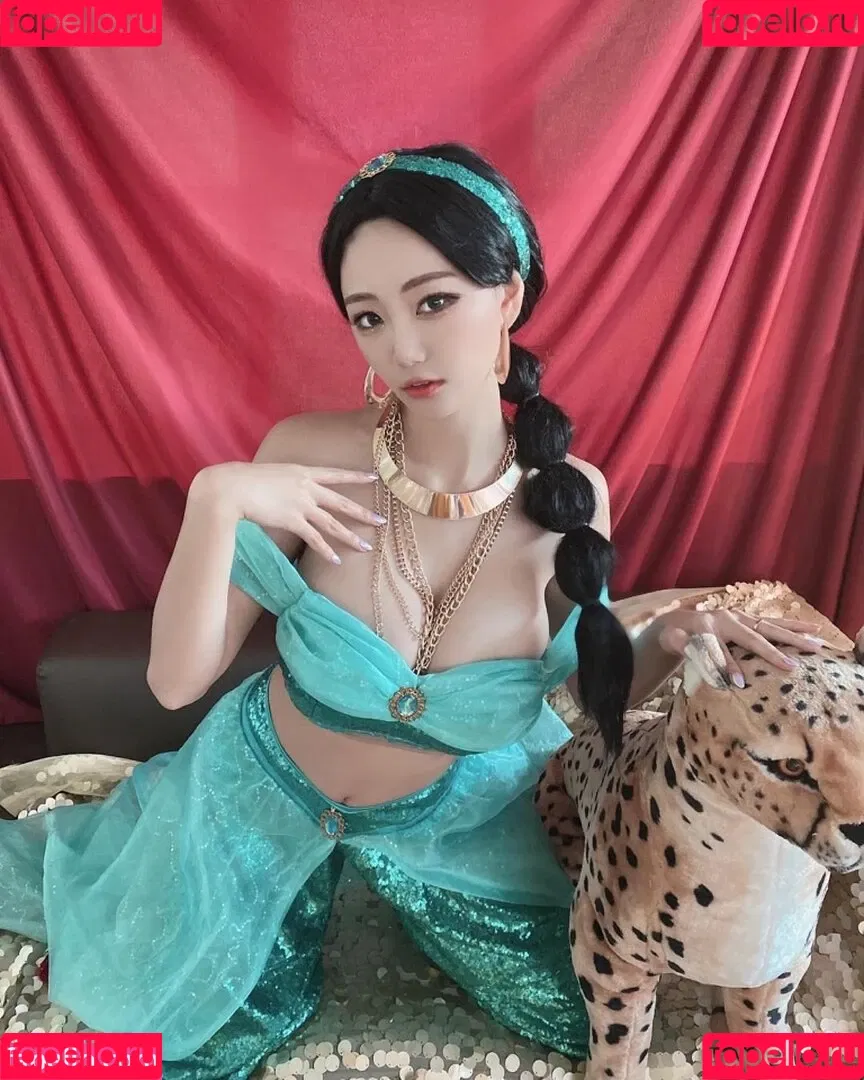 Berry Onlyfans Photo Gallery 