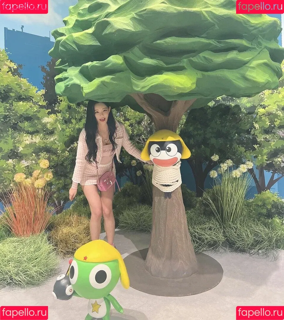 Berry Onlyfans Photo Gallery 
