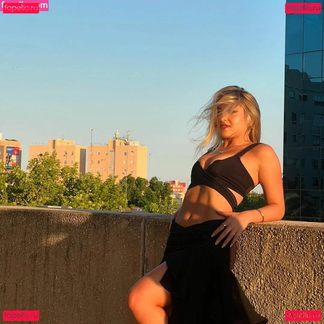 Scarlet Aviram Onlyfans Photo Gallery 