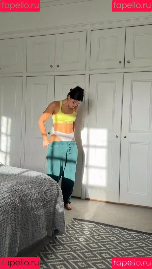 livefitelle Onlyfans Photo Gallery 