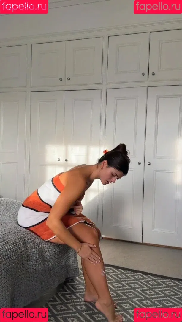 livefitelle Onlyfans Photo Gallery 