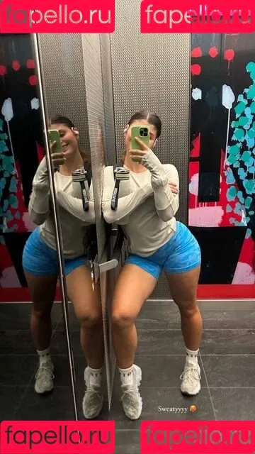 livefitelle Onlyfans Photo Gallery 