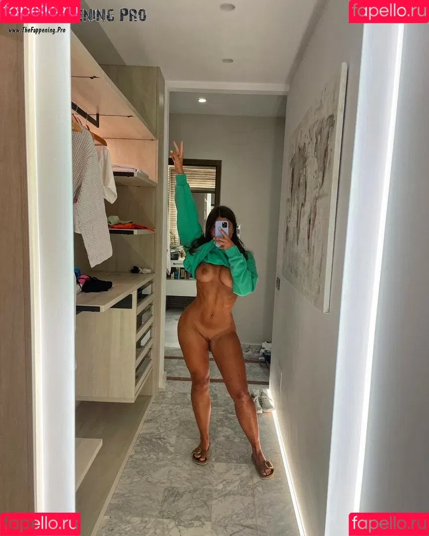 livefitelle Onlyfans Photo Gallery 