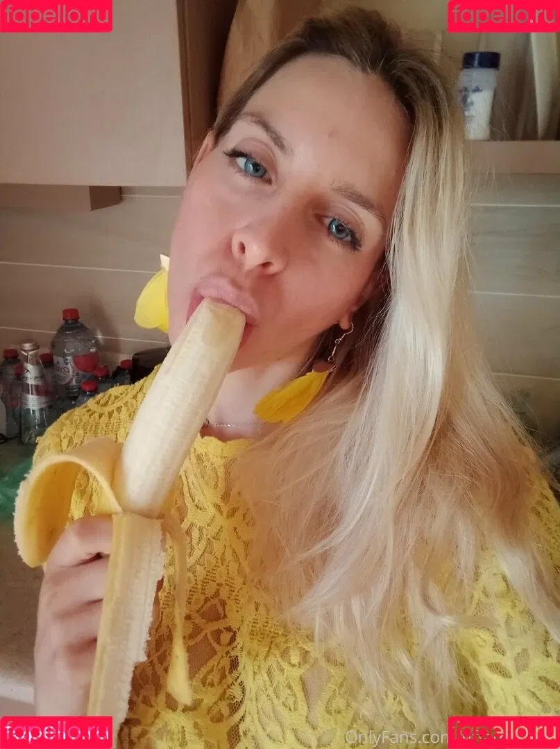 celinebbyx Onlyfans Photo Gallery 