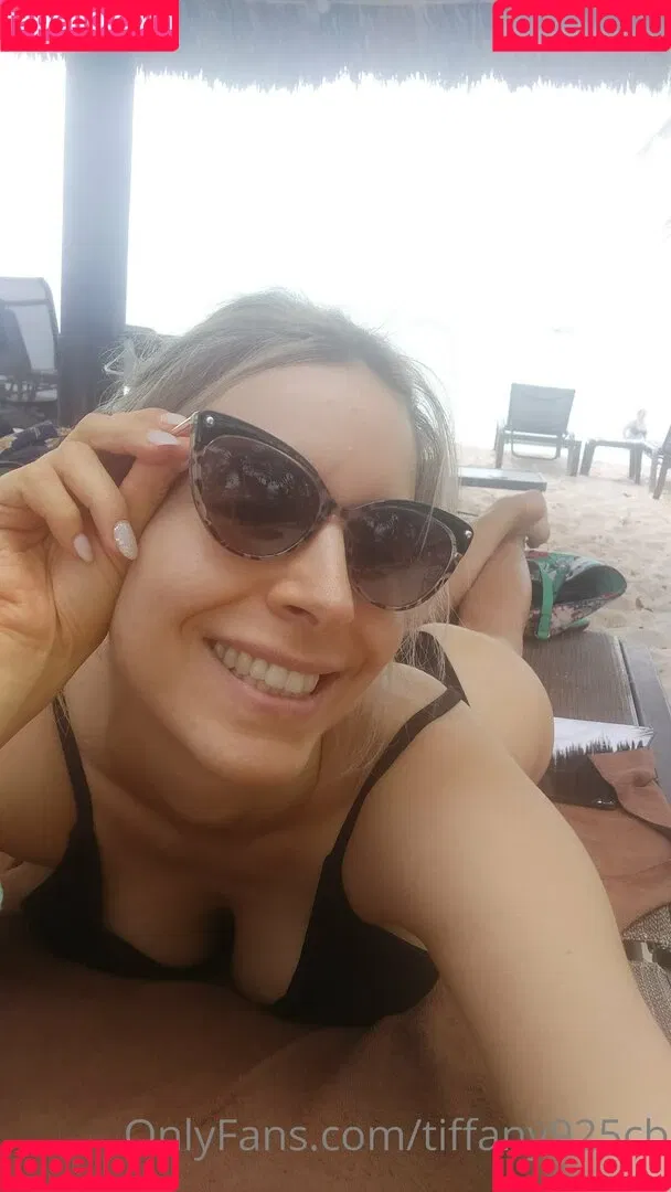 celinebbyx Onlyfans Photo Gallery 
