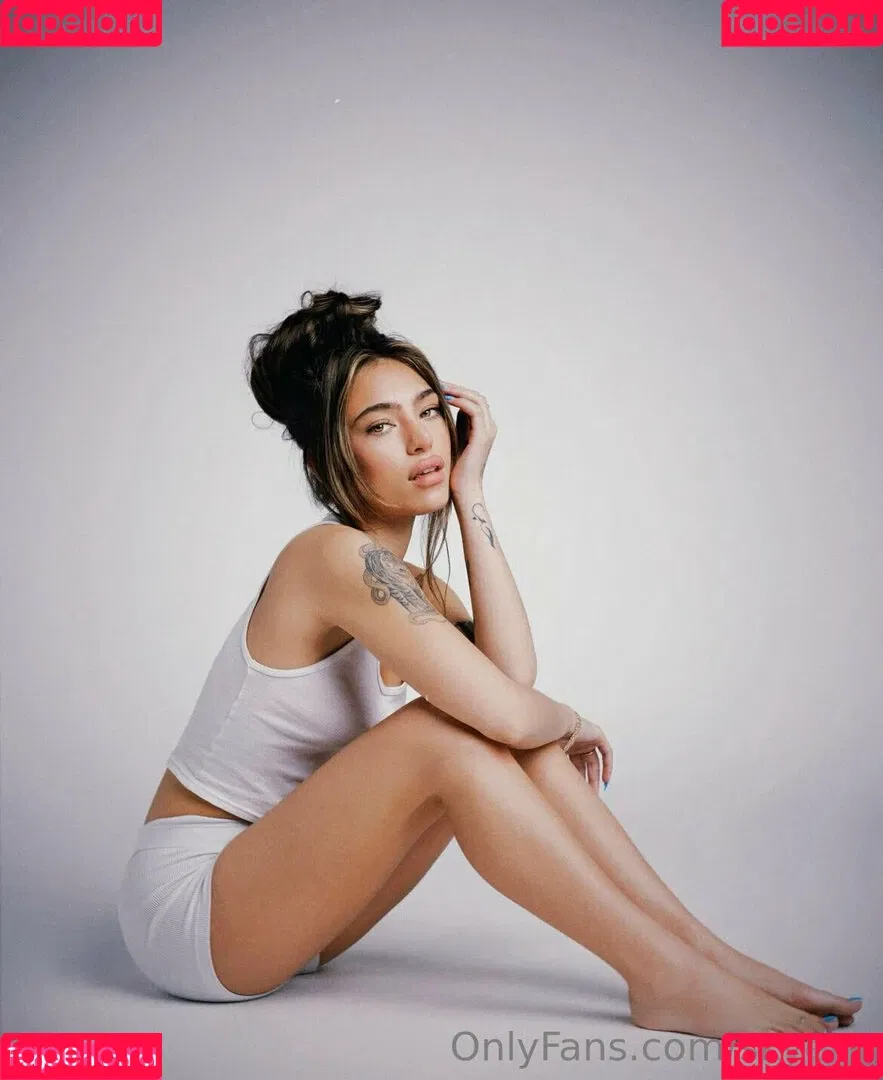skyelia Onlyfans Photo Gallery 