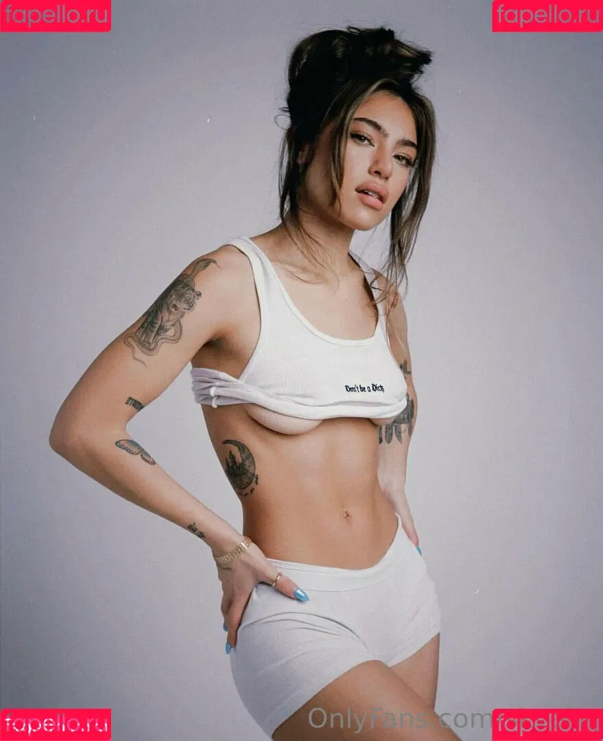 skyelia Onlyfans Photo Gallery 