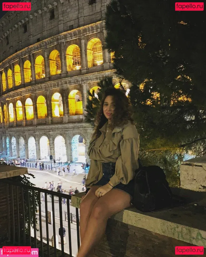 FromRomeToNaples Onlyfans Photo Gallery 