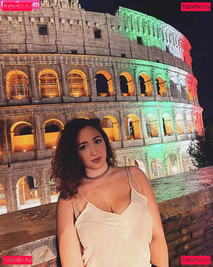 FromRomeToNaples Onlyfans Photo Gallery 