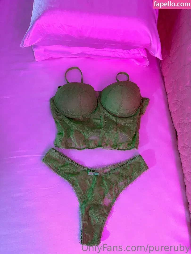 Pure Ruby Onlyfans Photo Gallery 