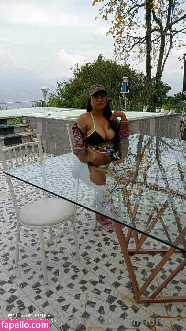 kanelamorena Onlyfans Photo Gallery 