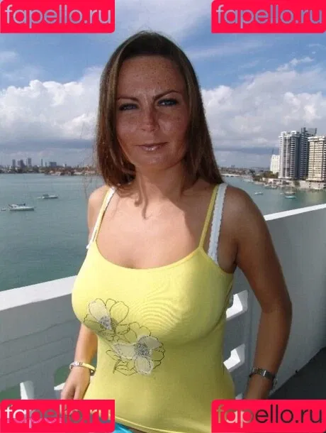 Alexis May Onlyfans Photo Gallery 