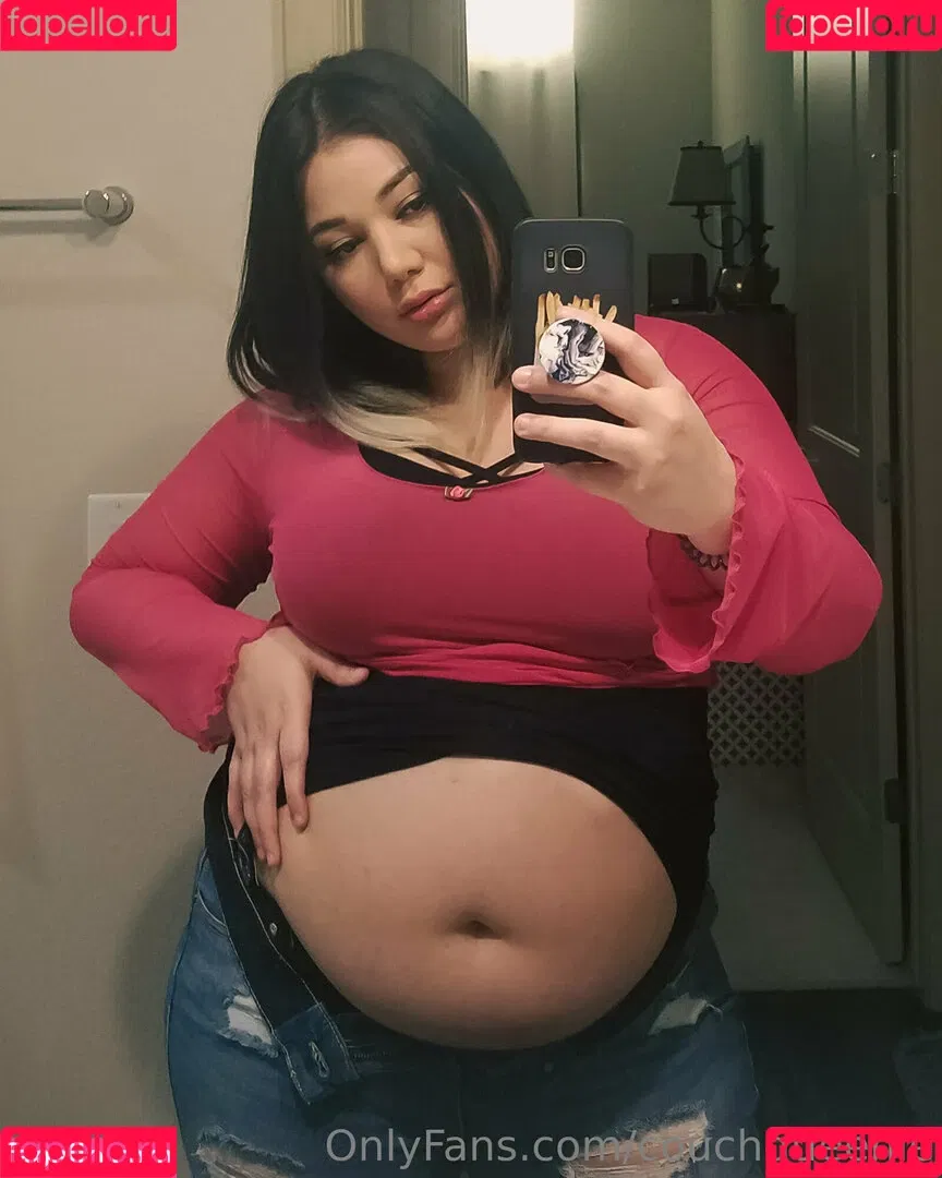 couchqueenie Onlyfans Photo Gallery 