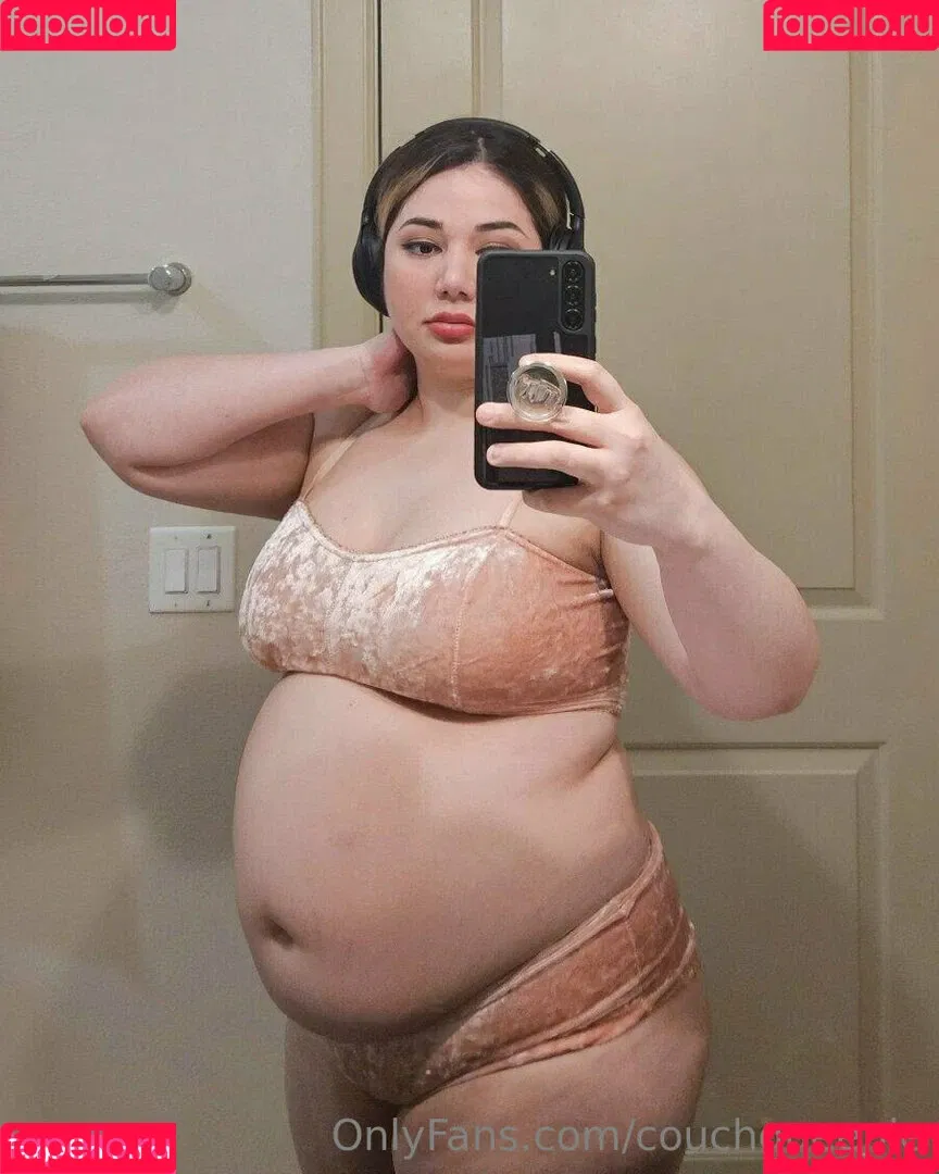 couchqueenie Onlyfans Photo Gallery 